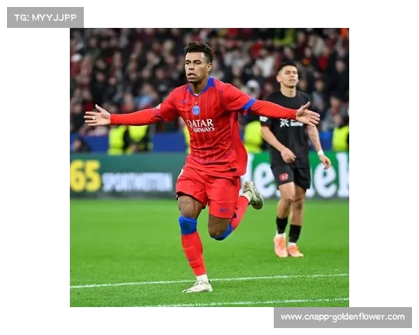 巴黎前锋杜埃荣膺2025年金童奖，上赛季贡献16球16助