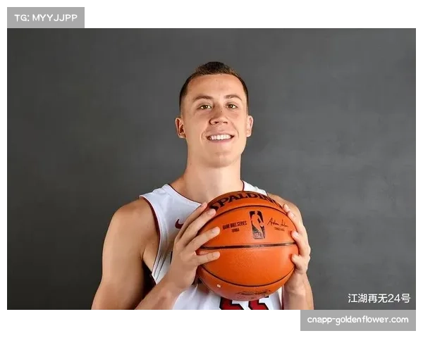 从G联盟到总决赛:热火落选秀邓肯·罗宾逊如何依靠历史级三分效率赢得稳定轮换 从G联盟到总决赛:热火落选秀邓肯·罗宾逊如何依靠历史级三分效率赢得稳定轮换